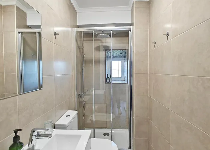 The Ceramic - 2br Apartment Lisbon